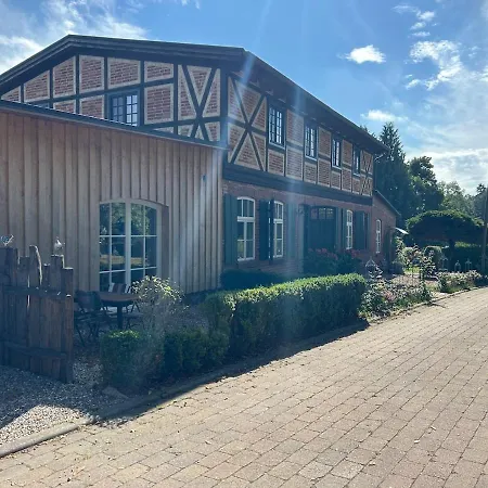 Alte Kuesterei Hohen Mistorf, Ganzes Haus *